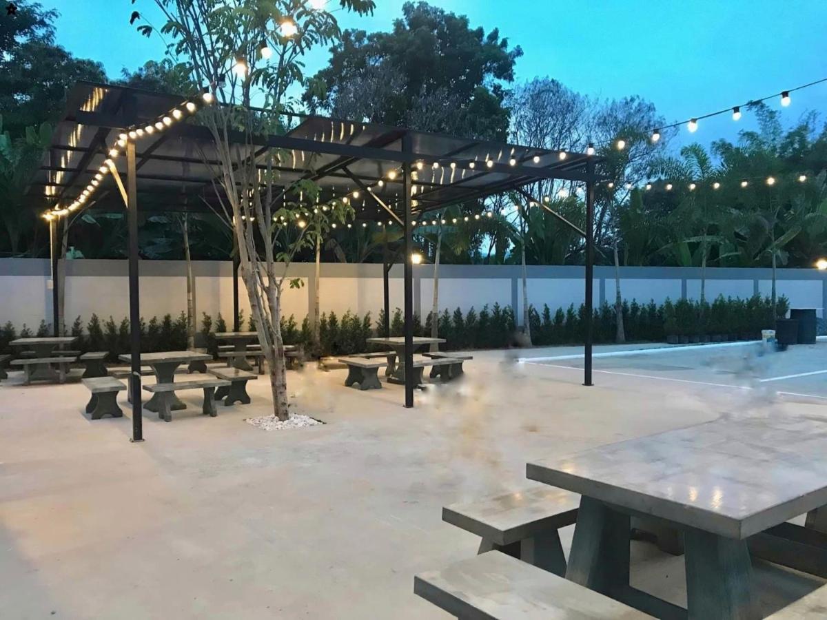 Baan Klangdao Resort Sattahip Dış mekan fotoğraf