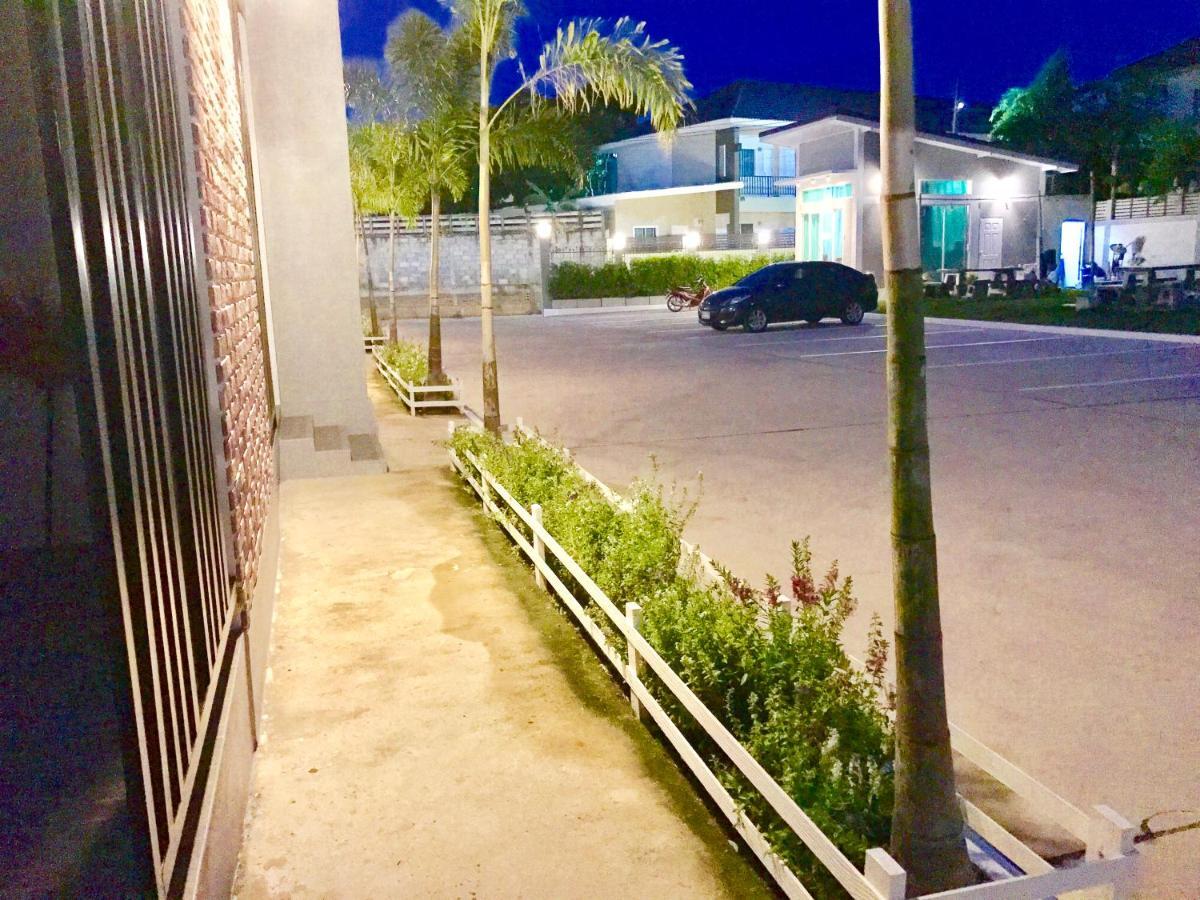 Baan Klangdao Resort Sattahip Dış mekan fotoğraf